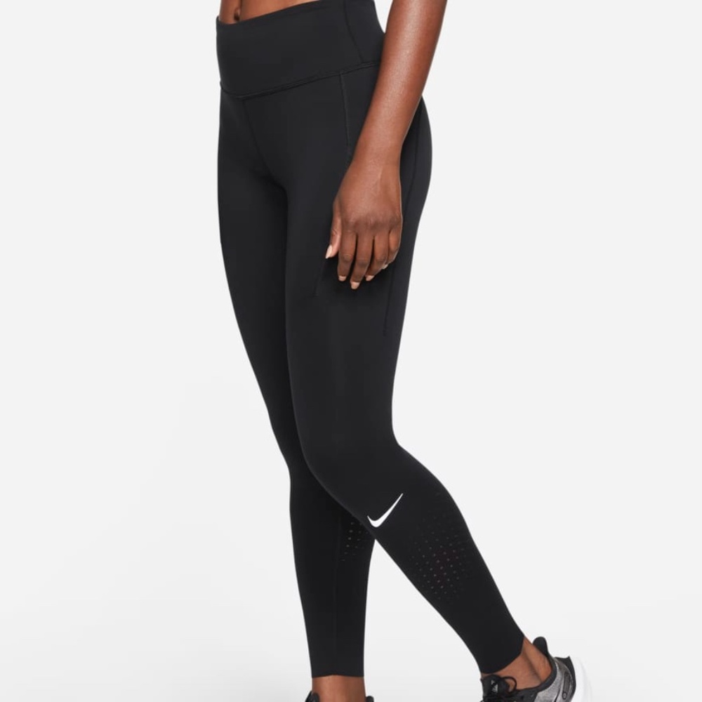 BRAND NWT Nike Women's EPIC LUX TIGHT FIT size S